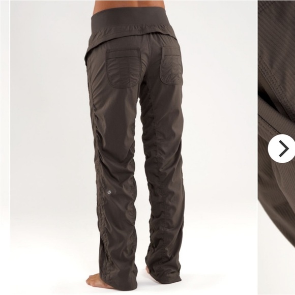 Rare Lululemon quick step dance studio pants - Picture 2 of 6